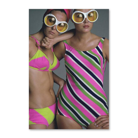 Goggles And Striped Swimsuits Постер 81 x 122 см в Казани 